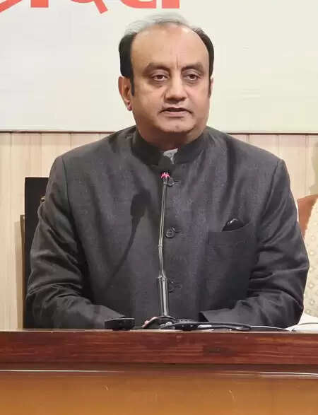 इंडी गठबंधन लोकतंत्र के लिए खतरा, देश के सामने पीएम मोदी बनाम बिखरा विपक्ष : डॉ. सुधांशु त्रिवेदी