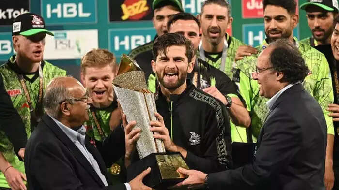 PSL भी दोबारा शुरू होने की कर रहा तैयारी, जिस स्टेडियम पर हुआ था धमाका, वहीं होंगे मुकाबले