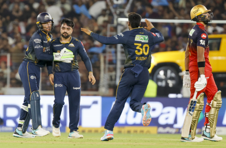 आईपीएल 2026: आरसीबी का मिडिल ऑर्डर फ्लॉप, जीटी को जीत के लिए 156 रन का टारगेट