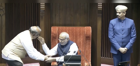 निर्वाचित और पुनर्निर्वाचित सात सदस्यों ने राज्यसभा सदस्य के रूप में शपथ ली