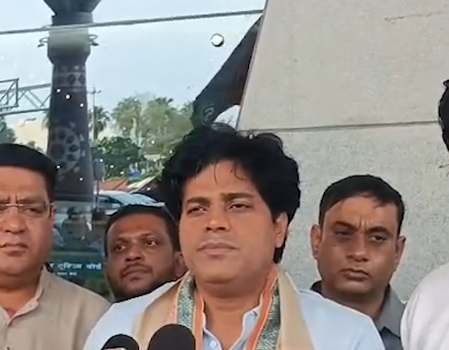 पेपर लीक पर इमरान प्रतापगढ़ी का सरकार पर हमला, बोले-छात्रों के भविष्य से खिलवाड़ बर्दाश्त नहीं