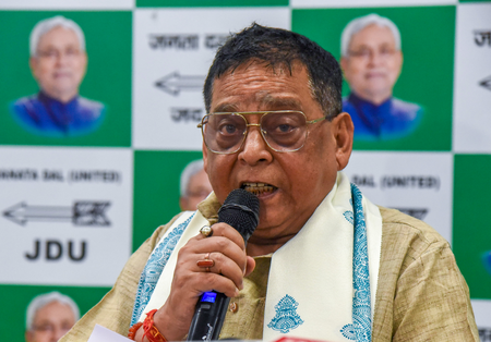 बिहार: अनंत सिंह ने जीत का दावा किया, नीरज कुमार ने विरोधियों को दी चेतावनी