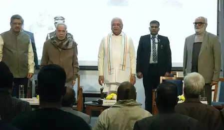 शंकराचार्य के अधूरे काम पूरे करने के लिए उनकी आत्मा ने पटेल को चुना : आरिफ मोहम्मद खान