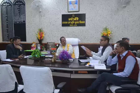 बिहार में जमीन विवाद रोकने के लिए गलत कागजात पर सख्ती जरूरी: विजय सिन्हा