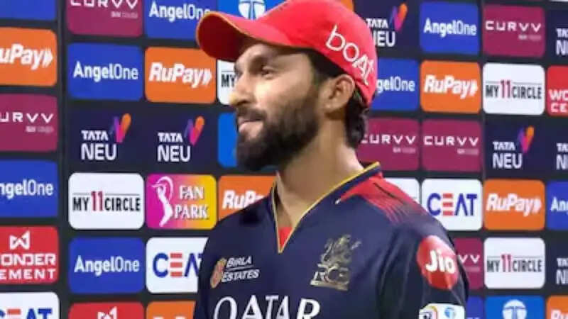 RCB vs PBKS: हार के बाद अपने बल्लेबाजों पर जमकर गरजे रजत पाटीदार, सरेआम खिलाड़ियों को देने लगा गाली