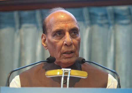मेक इन इंडिया-रक्षा उत्पादन में वैश्विक प्रतिस्पर्धा तक पहुंचा भारत : राजनाथ सिंह