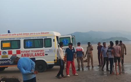 महाराष्ट्र: रायगढ़ के दिवेआगर बीच पर बड़ा हादसा, समुद्र में डूबने से 8 छात्रों की मौत