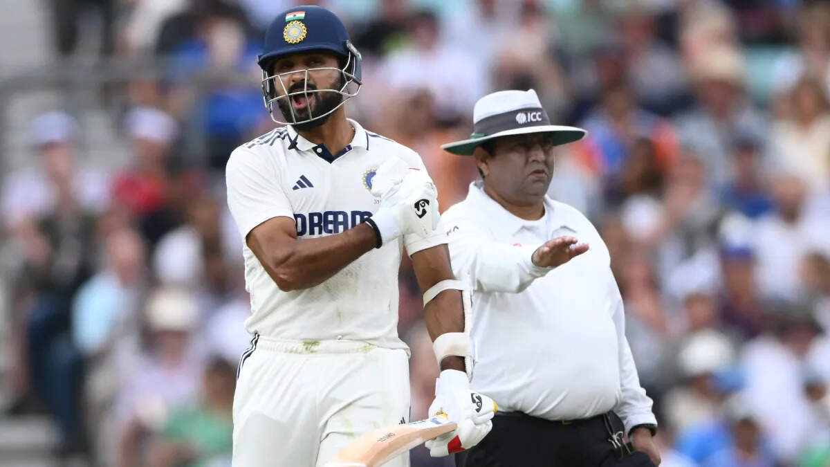 IND vs ENG: 25 सालों में ऐसा करने वाले सिर्फ चौथे भारतीय बल्लेबाज बने आकाश दीप, कोहली-सचिन के क्लब में हुए शामिल