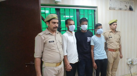 मोबाइल स्नैचिंग गैंग का खुलासा, तीन गिरफ्तार, चोरी की बाइक पर सवार होकर करते थे वारदात