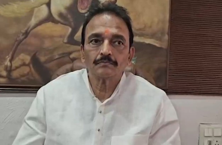 राहुल गांधी दिल्ली में छात्रों के साथ हुई बर्बरता मामले में सही सवाल उठा रहे हैं : भाई जगताप