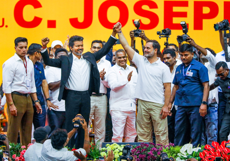 तमिलनाडु में कांग्रेस के खेमे से बन सकते है दो कैबिनेट मंत्री, पांच विधायकों ने दिया है समर्थन