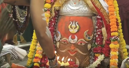 भाद्रपद पंचमी पर बाबा महाकाल का अलौकिक शृंगार, भस्म आरती में उमड़े श्रद्धालु
