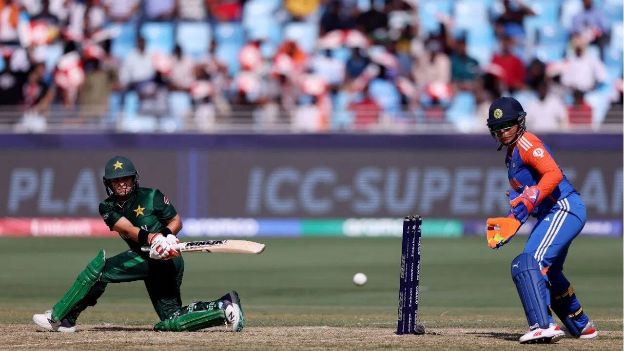 'मेरी मानसिक हालत सही नहीं है' पाकिस्तानी खिलाड़ी ने अचानक छोड़ा क्रिकेट, जानिए क्या है असली वजह