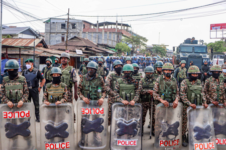 मणिपुर में हालात सुधरने पर इंटरनेट बैन हटाया गया, पांच जिलों में सेवाएं बहाल