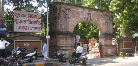 अहमदाबाद के गुजरात विद्यापीठ में छात्रों को प्राकृतिक खेती की ट्रेनिंग, रसायन मुक्त कृषि पर जोर