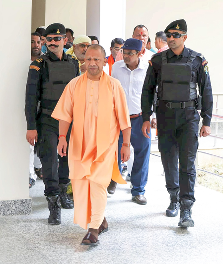 सीतापुर अग्निकांड का सीएम योगी ने लिया संज्ञान, प्रदान की त्वरित राहत