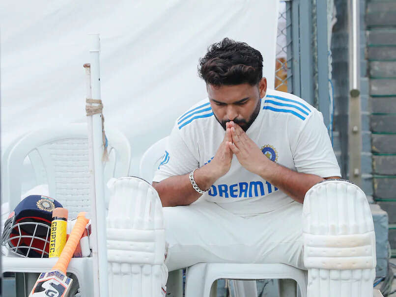 Rishabh Pant के साथ गौतम गंभीर कर रहे हैं नाइंसाफी, प्रैक्टिस में नहीं करने दे रहे बैटिंग, इंग्लैंड से आई हैरतअंगेज खबर