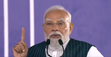 पीएम मोदी ने गुजरात के साणंद में देश के तीसरे सेमीकंडक्टर प्लांट का किया उद्घाटन, बढ़ेगी भारत की चिप निर्माण क्षमता