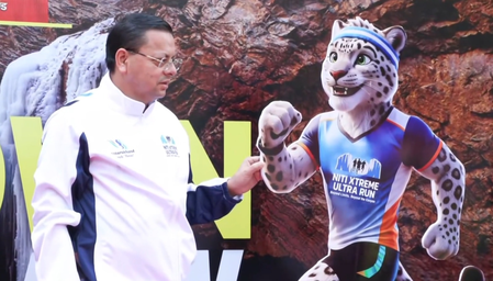 उत्तराखंड: सीएम धामी ने नीति एक्सट्रीम अल्ट्रा रन 2026 के काउंटडाउन रन को फ्लैग ऑफ किया