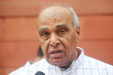 'नारी शक्ति वंदन अधिनियम' पर झूठ बोल रहे राहुल गांधी, माफ नहीं करेंगी महिलाएं: जगदंबिका पाल