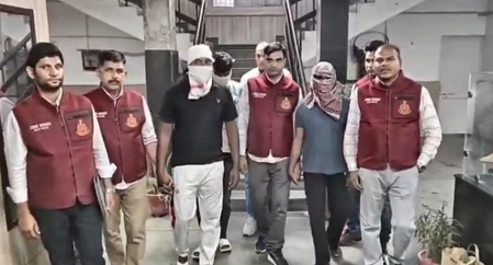 दिल्ली पुलिस ने रानी बाग चोरी मामले में तीन आरोपियों को किया गिरफ्तार, 2.10 लाख नकद और लैपटॉप बरामद