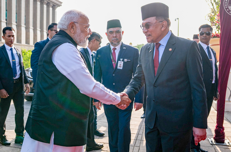 भारत-मलेशिया निवेश, लोकल करेंसी और रक्षा सहयोग बढ़ाने पर सहमत, व्यापार को 18 अरब डॉलर से आगे ले जाने की योजना