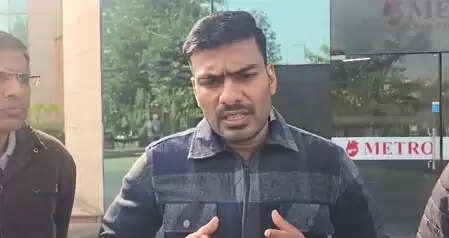 उत्तराखंड : मेट्रो अस्पताल पर डॉक्टरों का आरोप, पिछले कई महीनों से नहीं मिला वेतन