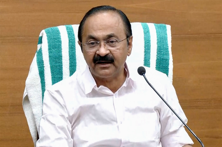 केरलम के मुख्यमंत्री सतीशन ने मुनंबम विवाद पर पिछली सरकार को ठहराया दोषी