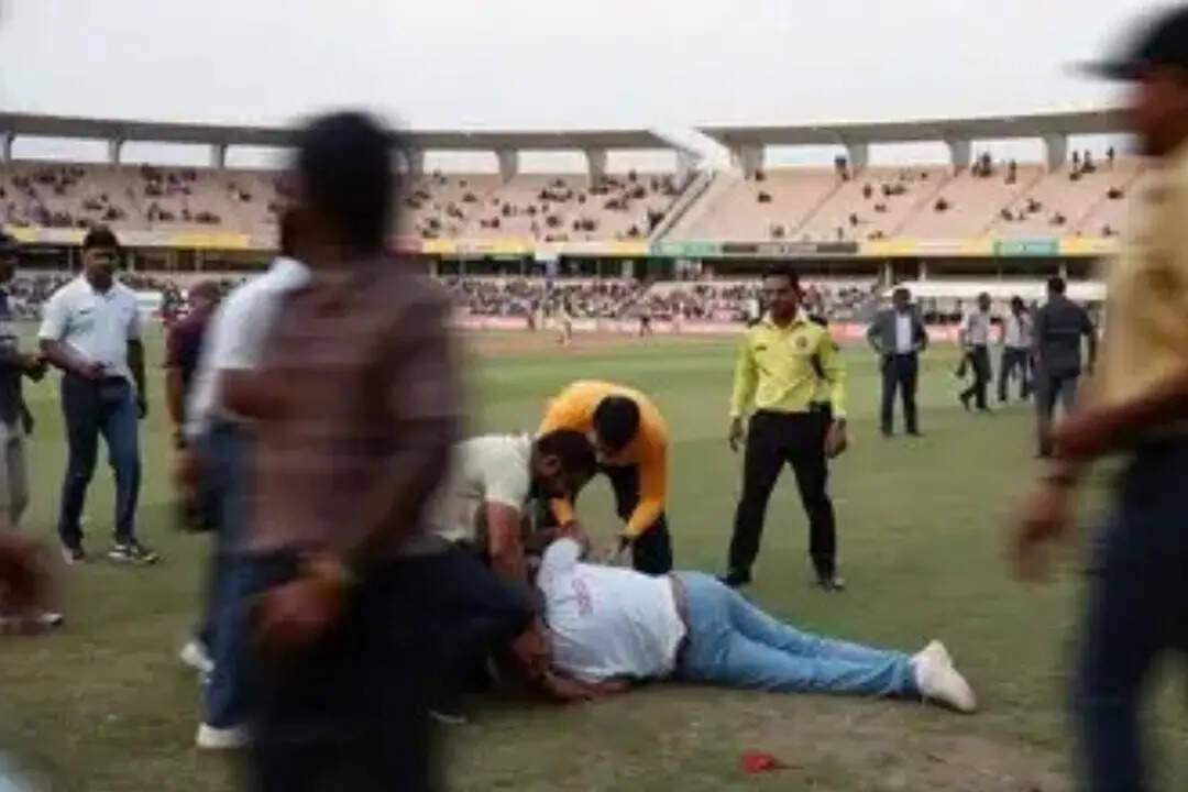 क्रिकेट मैच के दौरान मैदान में घुसकर लगाए 'पाकिस्तान जिंदाबाद' के नारे, लोगों ने पीट-पीट कर उतारा मौत के घाट