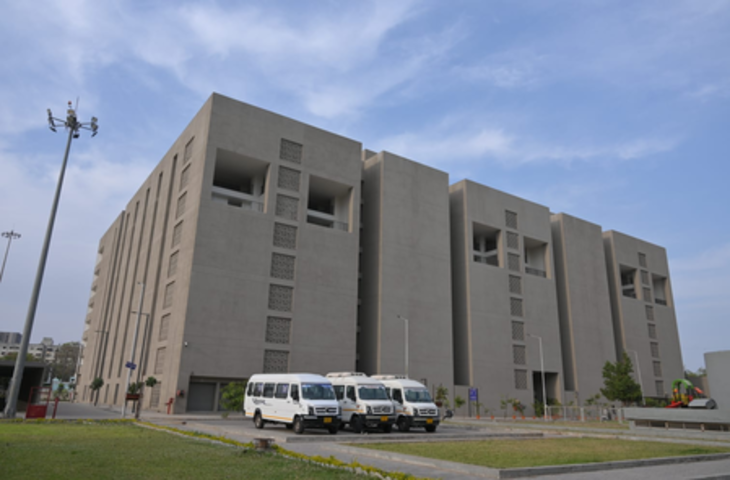 गुजरात : अहमदाबाद सिविल अस्पताल में &lsquo;रैन बसेरा&rsquo; शुरू, मरीजों के परिजनों को मिलेगी राहत