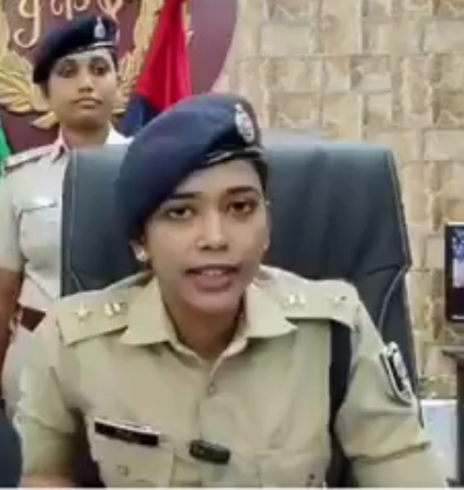 बिहार : पटना में गैराज मालिक की हत्या का खुलासा, बिल्डर समेत चार गिरफ्तार, कई हथियार बरामद