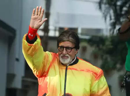 जन्मदिन विशेषः दोस्ती के लिए बने नेता, फिर छोड़ दी राजनीति, जानें अमिताभ के सियासी करियर की कहानी