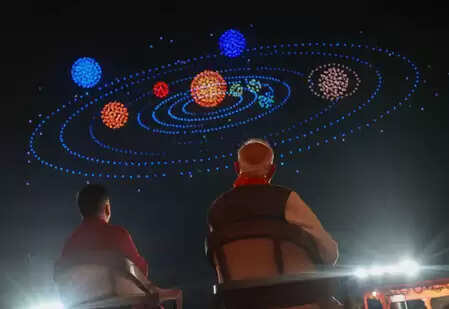 सोमनाथ: पीएम मोदी ने देखा भव्य ड्रोन शो, आस्था और टेक्नोलॉजी के तालमेल को देख हुए मंत्रमुग्ध