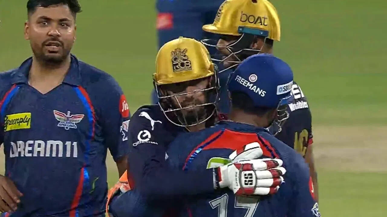 ऋषभ पंत बीच मैदान ही अपनी टीम को छोड विपक्षीयों का देने लगे साथ, जानें क्या था पुरा मामला