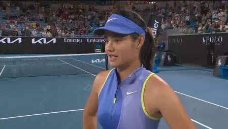 ऑस्ट्रेलियन ओपन: एम्मा राडुकानू ने पहले दौर में मनंचया सावांगकायू को हराया