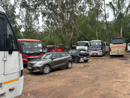दिल्ली: वर्ल्ड-क्लास आयोजन की उम्मीद लगाए लोगों को मैंगो फेस्टिवल में झेलनी पड़ी बदइंतजामी