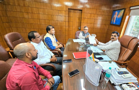 झारखंड भाजपा ने एसआईआर प्रक्रिया में अनियमितताओं का लगाया आरोप, मुख्य निर्वाचन पदाधिकारी को ज्ञापन सौंपा