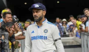 विराट कोहली ने टेस्ट क्रिकेट से लिया संन्यास, किंग कोहली ने एक झटके में तोडे करोडों फैंस के दिल