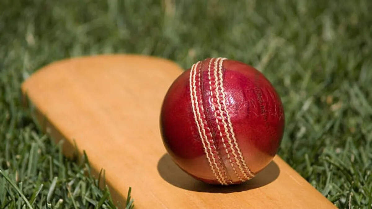 केएल राहुल और ऋषभ पंत के शतकों के बाद आई दुखद खबर, भारत के पूर्व स्पिनर दिलीप दोषी का निधन