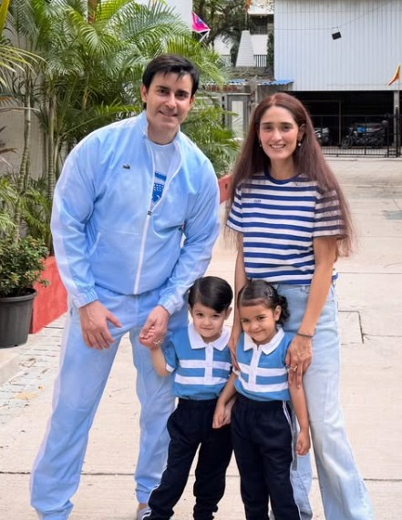 बच्चों के स्कूल जाने पर भावुक हुईं पंखुड़ी रोड़े, रोते हुए बोलीं- 'पता ही नहीं चला बच्चे कब बड़े हो गए'