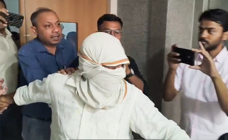 नीट पेपर लीक मामला: पीवी कुलकर्णी की सीबीआई कस्टडी दो दिन बढ़ी, मनीषा वाघमारे न्यायिक हिरासत में भेजी गई
