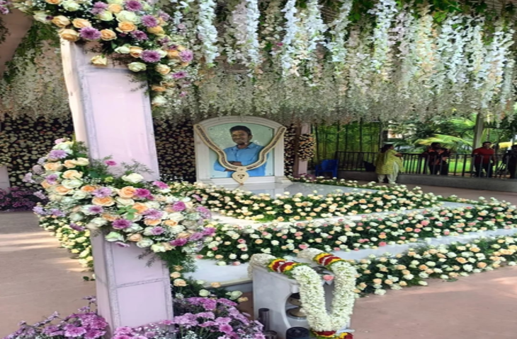 अभिनेता पुनीत राजकुमार की चौथी पुण्यतिथि, कर्नाटक में रक्तदान शिविर, समाधि पर फैंस की भीड़