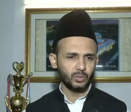 एसआईआर सही है तो सरकार शीतकालीन सत्र में इस पर चर्चा करे : जियाउर रहमान बर्क