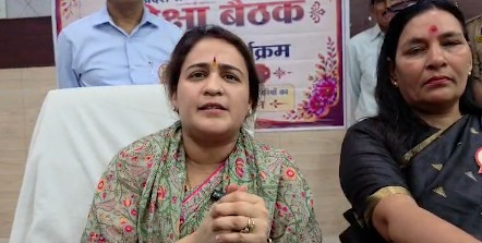 आरक्षण बिल को लेकर अपर्णा यादव ने किया विपक्ष पर हमला, बोलीं-महिलाओं को किया गुमराह