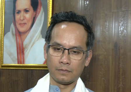 '4 हजार एकड़ की जमीन से जनता का ध्यान भटकाने की कोशिश,' सीएम के आरोप पर बोले सांसद गौरव गोगोई