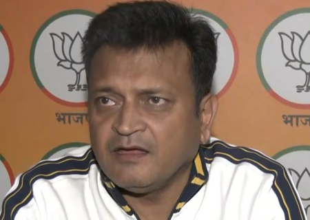 राहुल गांधी अपने पास काबिल लोगों को बर्दाश्त नहीं कर पाते: अजय आलोक