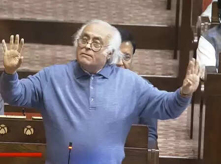 शांति बिल को लेकर जयराम रमेश का केंद्र सरकार पर तंज, नाम बदलकर 'ट्रंप एक्ट' रख दो