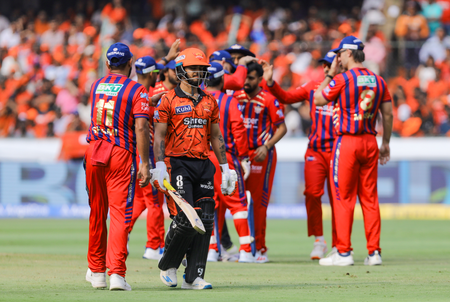 आईपीएल 2026: अभिषेक-हेड और ईशान फ्लॉप, सनराइजर्स हैदराबाद के नाम दर्ज हुआ शर्मनाक रिकॉर्ड