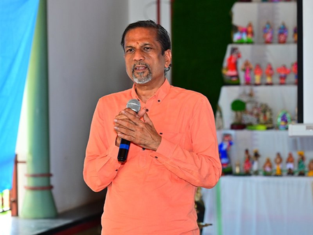 विदेशी मुद्रा के संरक्षण को पीएम मोदी ने की थी नागरिकों से सोना न खरीदने की अपील : श्रीधर वेम्बु