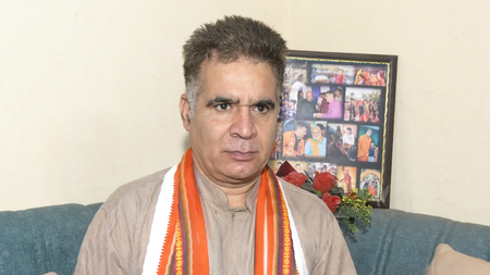 कश्मीरी पंडितों को धमकी और राम मंदिर सीईओ नियुक्ति पर 'सियासत', भाजपा और कांग्रेस आमने-सामने